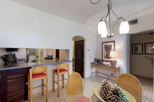 Crescent Cove 96 in Humacao