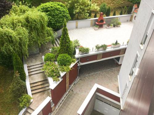 Apartman Japanski vrt Centar - image 3