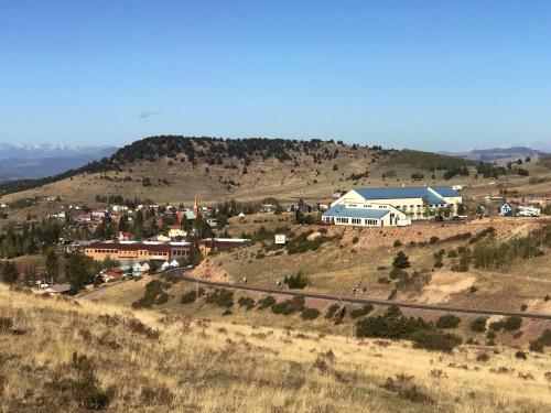 Gold King Mountain Inn - 숙소 외관