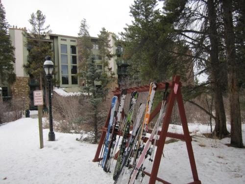 Trails End 414 - image 6