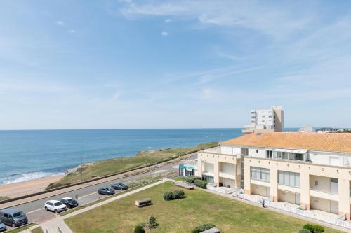 Appartement coquet avec vue sur mer