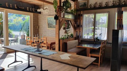 Restoran, Gasthof Schlossberg in Konolfingen