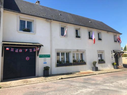 Le Clos de la Barre - Maison de charme au calme -à 10 min des plages du Débarquement - petit-déjeuner maison 5
