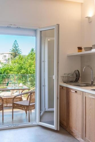 Christa Luxury Apartments 3