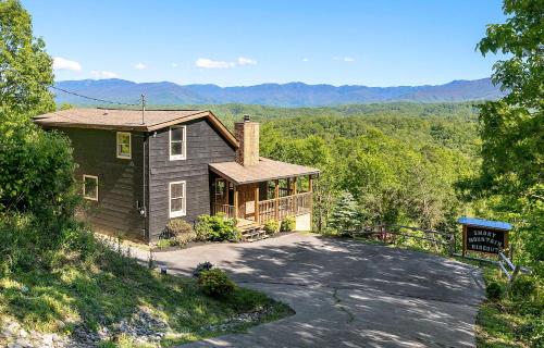 Smoky Mountain Hideout in Pigeon Forge, USA