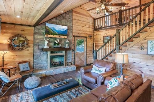 Smoky Mountain Hideout - image 4