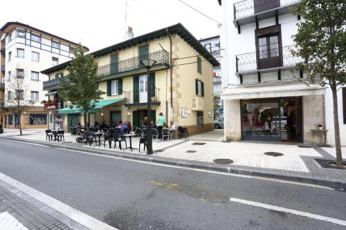 Oprema, Martintxo by Smiling Rentals in Arrantzale Auzoa