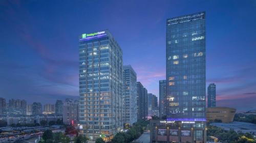 Holiday Inn Express Hangzhou Binjiang Xingguang, an IHG Hotel