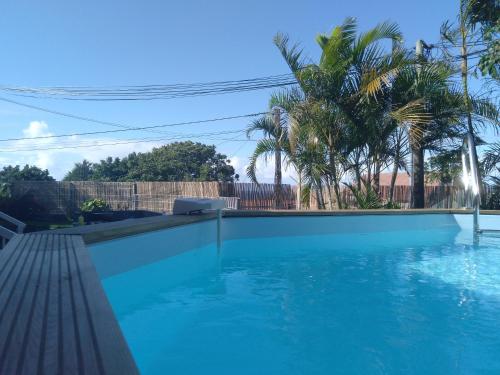 Villa de 3 chambres avec vue sur la mer piscine privee et jacuzzi a Saint Joseph - Location, gîte - Saint-Joseph