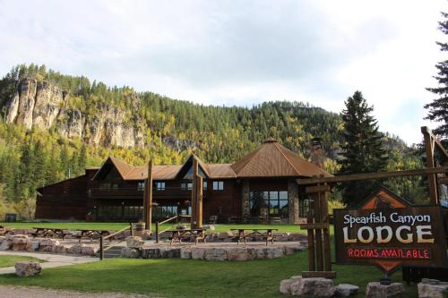 Spearfish Canyon Lodge - Hotel - Spearfish