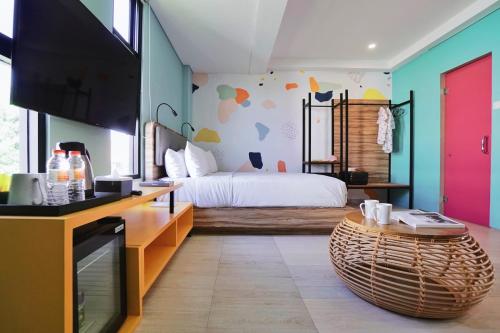 room detail thumbnail 0