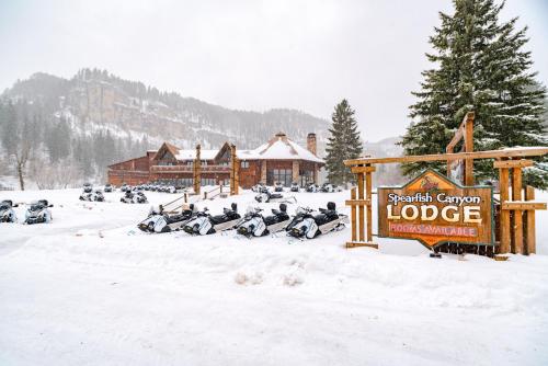 Spearfish Canyon Lodge