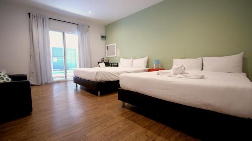 Chambre quadruple, deluxe