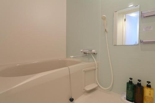 Apartment image 6