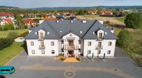 Dworek Magnat - Accommodation - Modlniczka