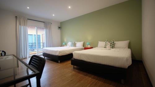 room detail thumbnail 0