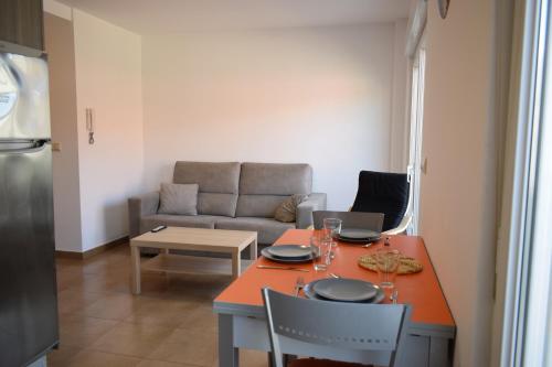 Apartamentos VIDA Finisterre Ideally located in the prime touristic area of Escaselas, Apartamentos VIDA Finisterre promises a relaxing and wonderful visit. The hotel offers a wide range of amenities and perks to ensure you have 