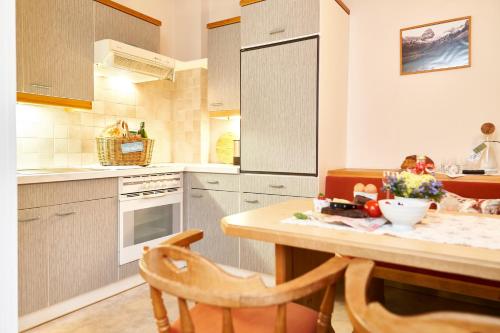 ห้องครัว, Ferienhaus Kirchplatzl in เคียร์ชพลัทซ์ล