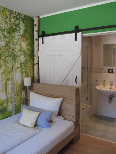 Standard Single Room
