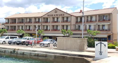 Hotel Miramare, Njivice bei Rudine