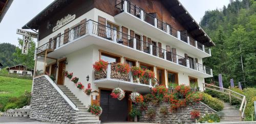 Hôtel Flor'Alpes - Hôtel - La Giettaz