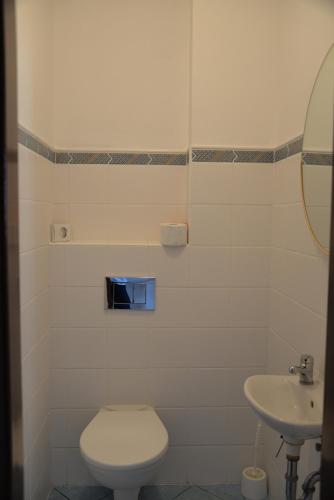 Double or Twin Room with Shared Bathroom