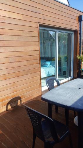 House with one bedroom in St Pierre Quiberon with enclosed garden and WiFi 1 km from the beach gîte à louer Saint-Pierre-Quiberon