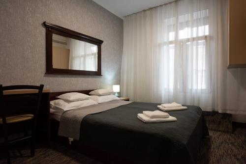 Carnival City Hotel Oradea - image 4