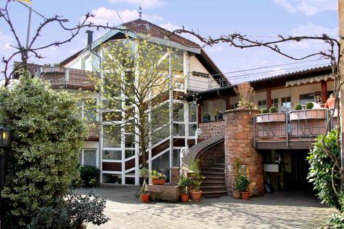 Hotel- Restaurant Zum Schwan - image 6