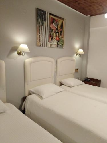 Kouros Hotel · Khrisón