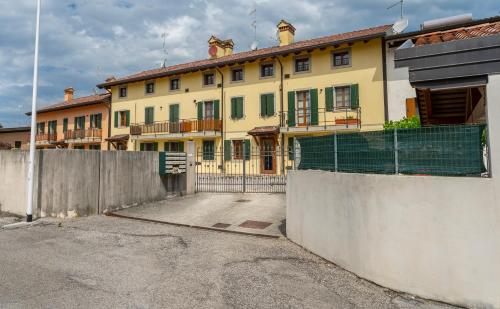 LEISURE & BUSINESS (Tempo libero & Business) - image 4
