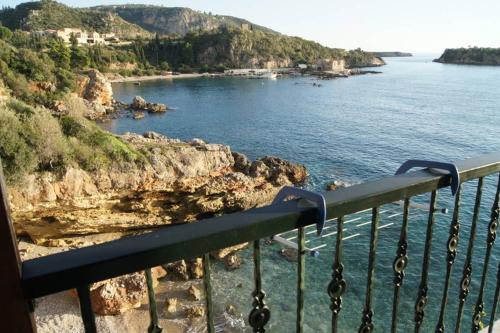 Seafront Maisonette in Kardamyli