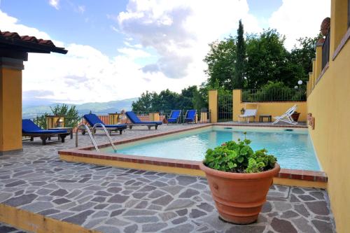 House with 2 bedrooms in Gattaia with shared pool enclosed garden and WiFi Vicchio 