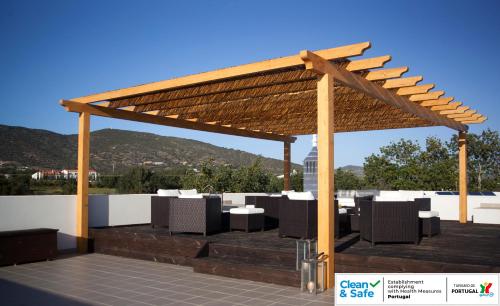 Mercedes Country House - image 4