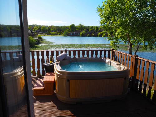 Samhchair Lodge - image 2