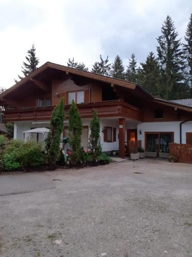 Landhaus-Königsberg, Vorberg 360 Ebengütlweg in Ramsau am Dachstein, Österreich