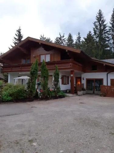 Landhaus-Königsberg, Vorberg 360 Ebengütlweg in Ramsau am Dachstein, Österreich
