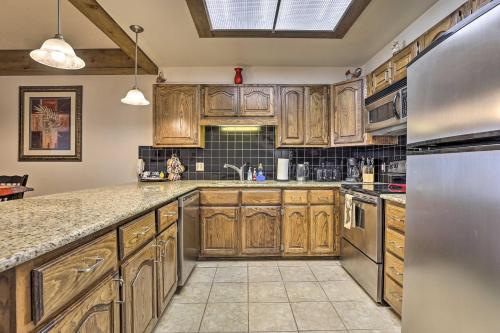 Dillon Condo with Deck 2 Mi to Keystone Resort! in Dillon, USA