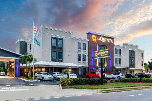 La Quinta by Wyndham St. Petersburg Northeast *Newly Renovated