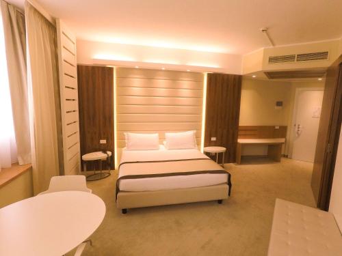 Deluxe Double Room with Car Charging Station