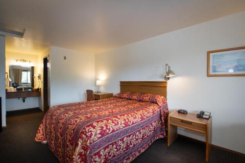 Cap Sante Inn - image 8