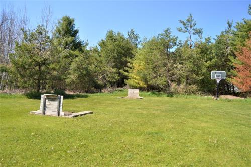 Baileys Sunset Motel – Baileys Harbor, WI