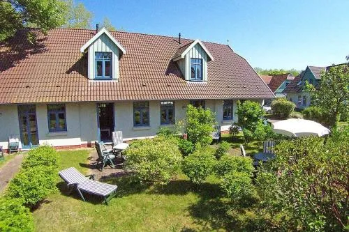 Ferienhaussiedlung Strandperlen Weidenhof 8b (Typ V) in Wustrow, Deutschland