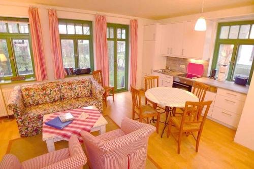 Ferienhaussiedlung Strandperlen Weidenhof 3a (Typ VIII) – Ostseebad Wustrow, PA