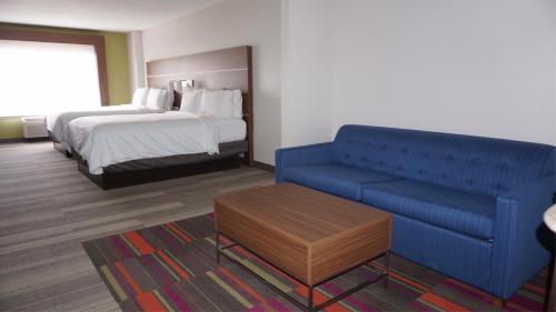 Holiday Inn Express Hotel & Suites Greensboro-East, an IHG Hotel