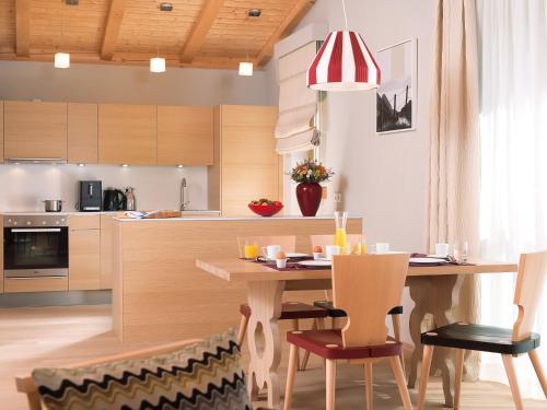 One-Bedroom Apartment with Balcony or Terrace