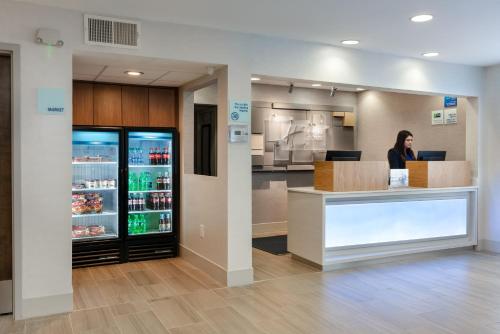 Holiday Inn Express Alpharetta - Roswell an IHG Hotel - main image