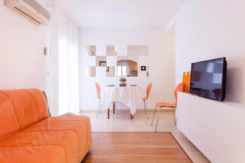  Patio Budget Apartment 12 in Calonge