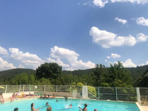 Maison d'une chambre avec piscine partagee et jardin clos a Saint Martin de Bromes - Location saisonnière - Saint-Martin-de-Brômes