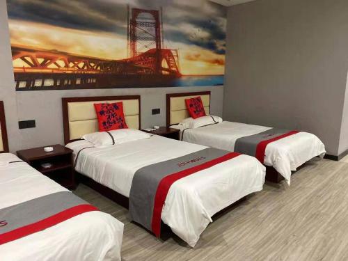 JUN Hotels Suqian Muyang Baimeng Logistics Park